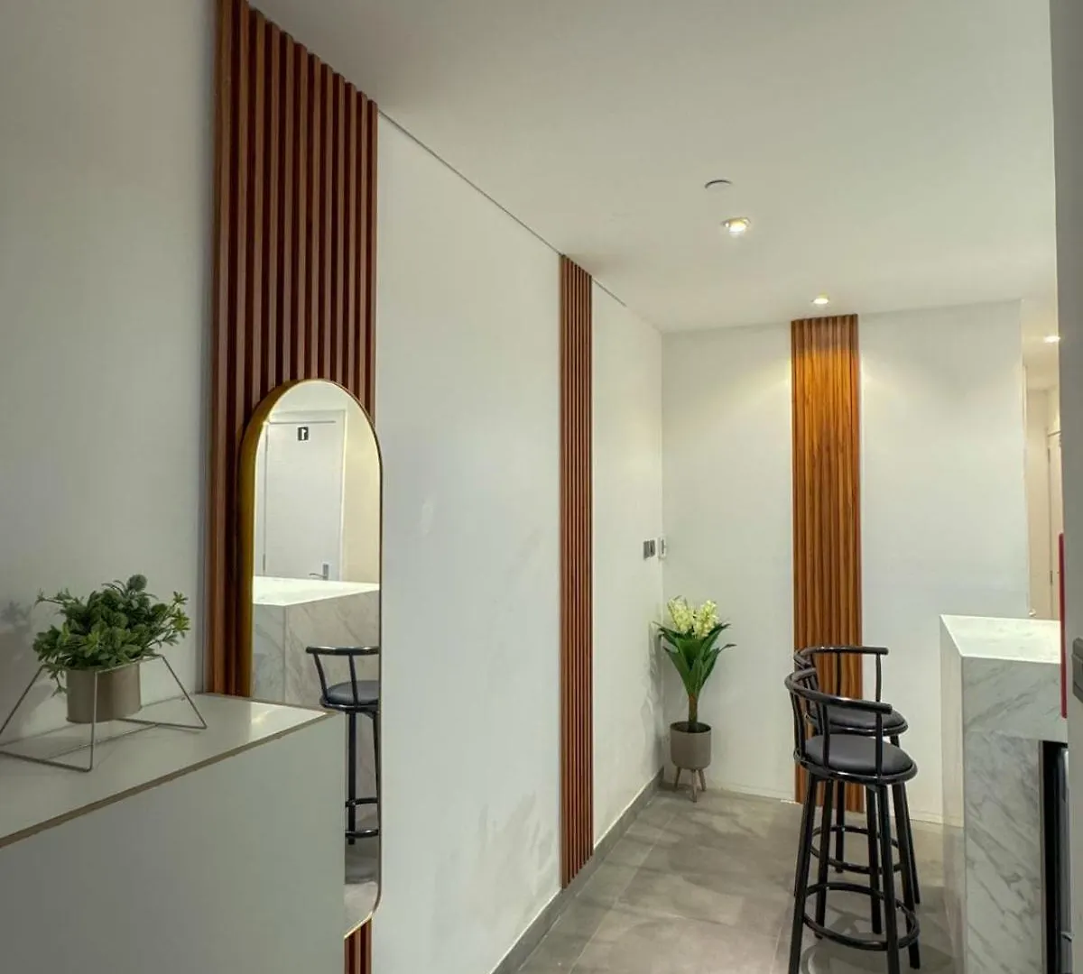 Hostel With Private Room Downtown Business Bay-Oval Tower Dubai